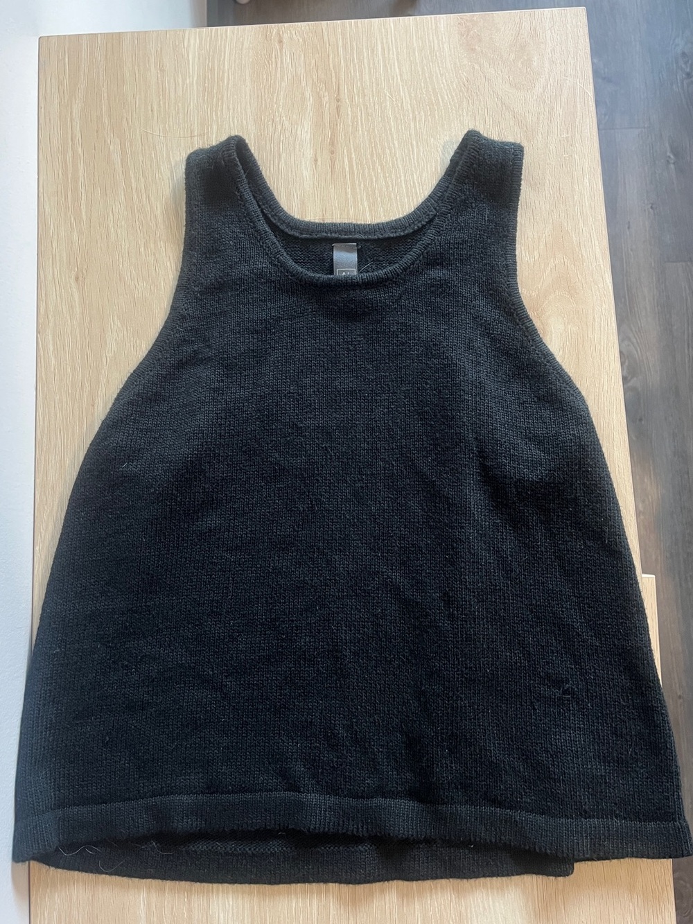 Francesca's Collections Black Knit Scoop Tank